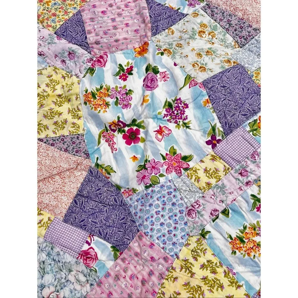 Handmade Signed Wildflower Scrappy Baby Quilt Blanket Sugarloaf, NY 2003